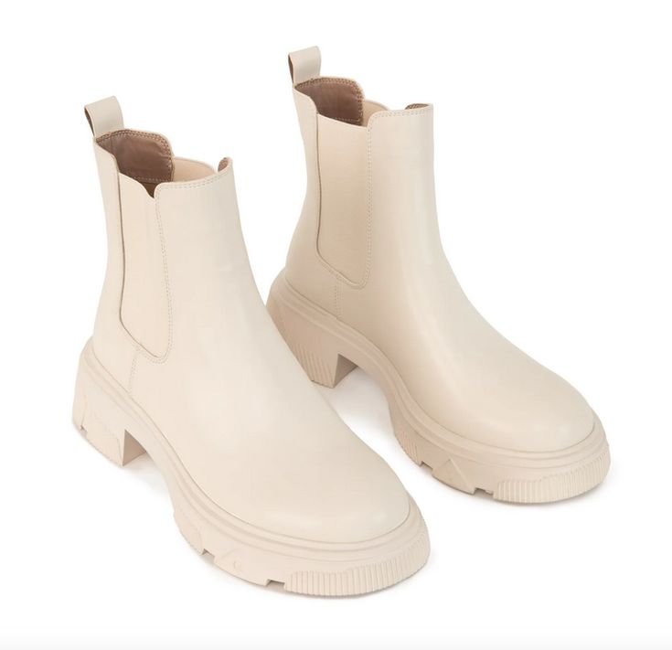 Vegan Cream Ankle Boots Cream Chelsea Boots, White Chelsea Boots, Matt & Nat, Vegan Boots, Shoe Boutique, Logo Label, Sustainable Brand, Chunky Platform, Chelsea Boot