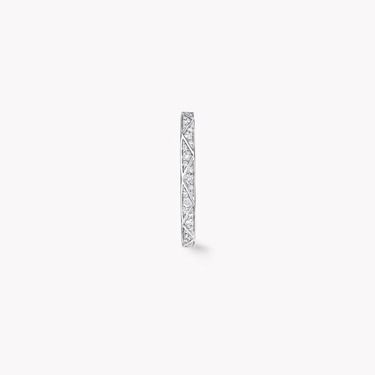 Laurence Graff Signature Diamond Band Diamond Ring Rose Gold, Graff Diamonds, Stackable Bands, Platinum Jewelry, Contemporary Classic, Ring Rose Gold, Signature Jewelry, Diamond Band, Signature Collection