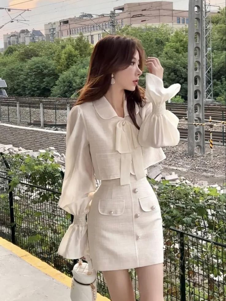 Pretty Korean Dresses, Beautiful Korean Dress, Prep Skirt Outfit, French Aesthetic Clothes, Formal Kpop Outfits, Pretty Korean Outfits, Aesthetic Clothes Coquette, Kpop Ideas Outfit, Korean Elegant Style