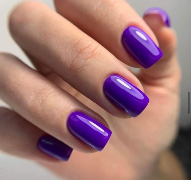 Ultra Violet Nails, Dip Powder Manicure Ideas Summer, Violet Purple Nails, Elite Nails, Purple Manicure, Dark Purple Nails, Purple Ombre Nails, Violet Nails, G Nails