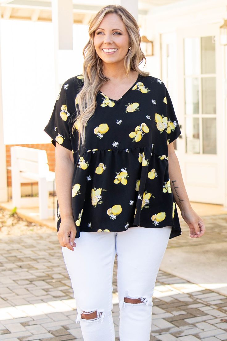 Chic Soul plus size clothing, black babydoll style top with lemon floral print Easy Peasy Lemon Squeezy, Off Shoulder Dresses, Babydoll Style, Stylish Sandals, Midi Dress Party, Sweet Style, Maxi Dress Party, Off Shoulder Tops, So Sweet