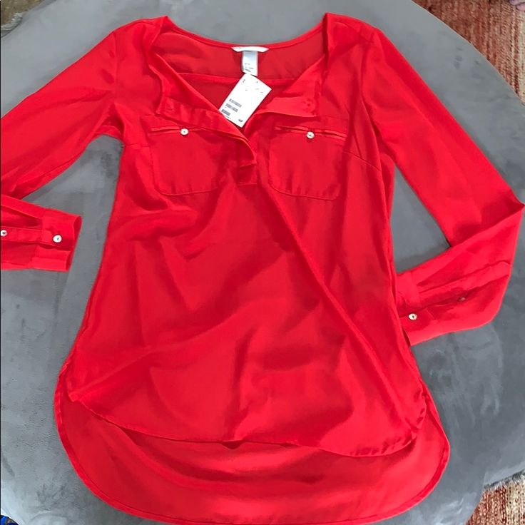 Like New Trendy Red Office Blouse, Casual Red Office Blouse, Casual Red Blouse For Office, Red Summer Office Tops, Red Summer Office Blouse, Spring Red Workwear Blouse, Red Spring Workwear Blouse, Red Summer Blouse For Office, Red Spring Blouse For Work