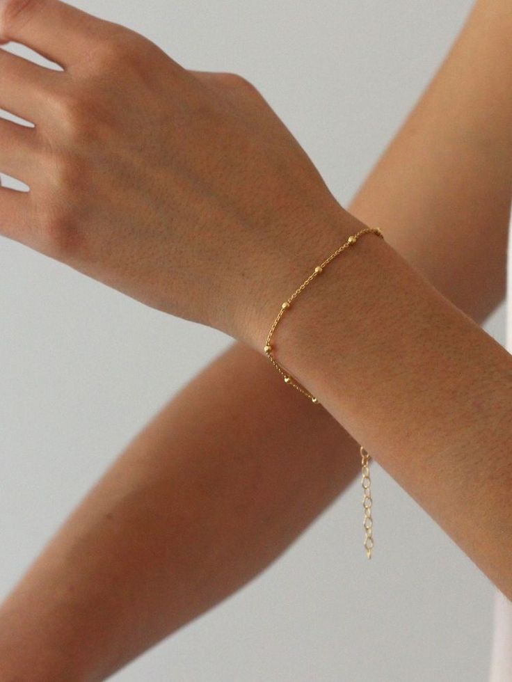 Gold Bracelet Simple, Dream Aesthetic, Jewelry Bracelets Gold, Casual Jewelry, Jewelry Simple, Daily Yoga, Gold Jewelry Simple, Gold Bracelet For Women, Dream Engagement