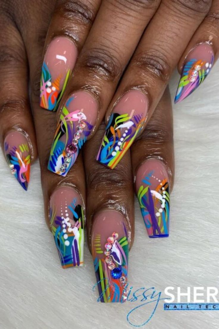 Découvrez la meilleure série de nail art des années 90 pour l'été ! Il donne des vibrations rétro et s'accorde avec toutes les tenues de la saison. // Crédit photo : Instagram @missysherelle_nails 90s Nail Art, 90s Nails, Bow Nails, Nostalgic 90s, Abstract Nail, Abstract Nail Art, The Best Summer, Nail Art Ideas, Summer Set