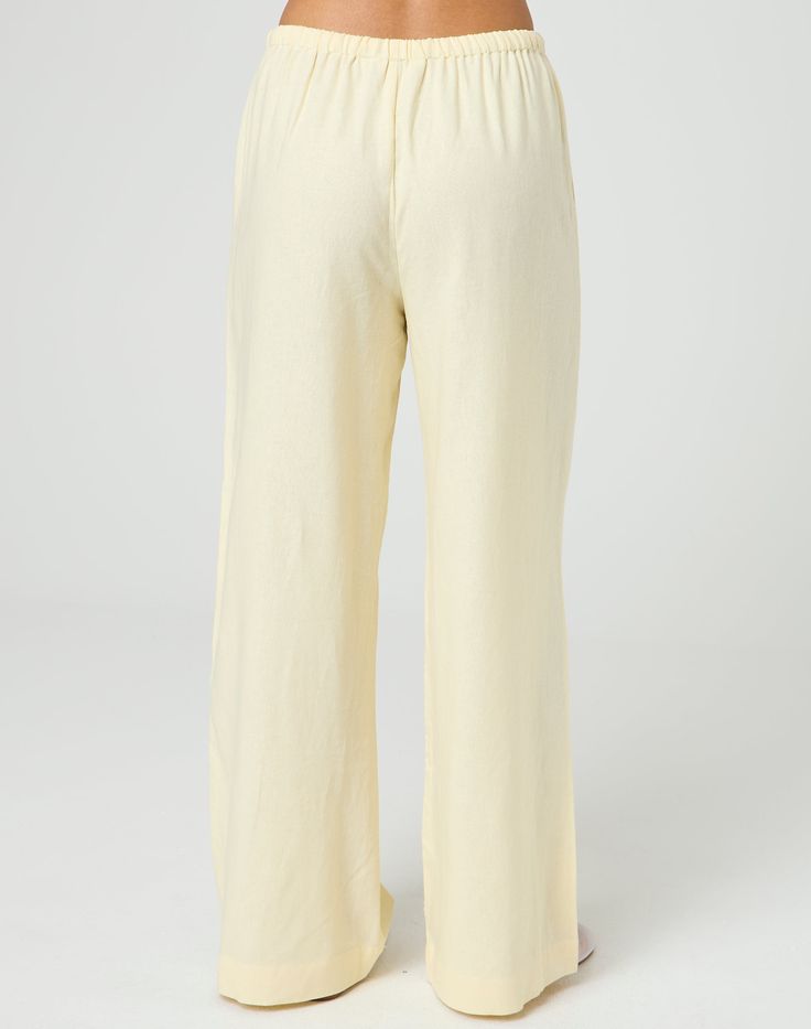 These tie waist pants feature a relaxed leg style and a mid rise fit. Yellow Linen Pants, Tie Waist Pants, Linen Blend Pants, Waist Pants, New Wardrobe, Linen Pants, Light Yellow, Linen Blend, Best Sellers