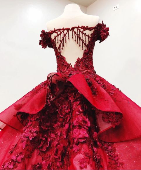 2019 Chic Ball Gown V Neck Beads Appliques Red Off-the-Shoulder Long Prom Dresses,177 sold by muttie dresses on Storenvy Burgundy Homecoming Dress, Princess Prom Dresses, Floral Prom Dresses, Dress Luxury, Lace Ball Gowns, Prom Dresses Two Piece, Princess Ball Gowns, Quinceanera Dress, Applique Wedding Dress