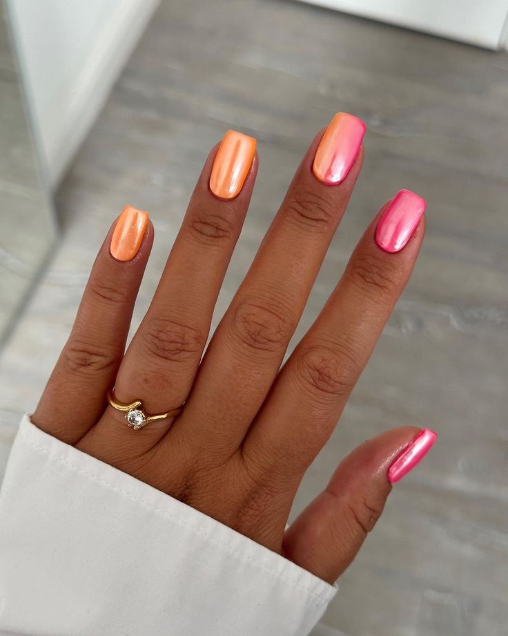 Summer Dipped Nails 2024, Summer Concert Nails, Red White And Blue Chrome Nails, Fall Sns Nails 2024, Summer Nails With Chrome, Summer Ombre Nails 2024, Short Summer Nails 2024 Simple, Sunset Chrome Nails, Neon Pink Chrome Nails