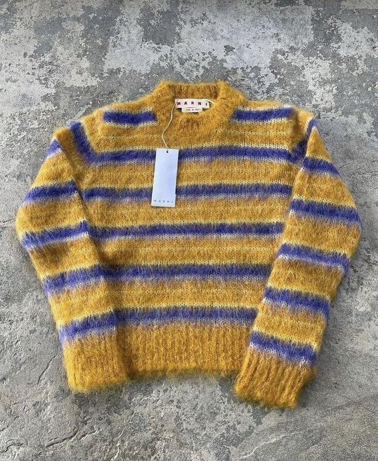 Mens Outfit Inspiration, Outfits 2023, Mohair Sweater, Special Effects, Mode Vintage, Dream Clothes, In Hollywood, Colorful Sweaters, Clothing Items