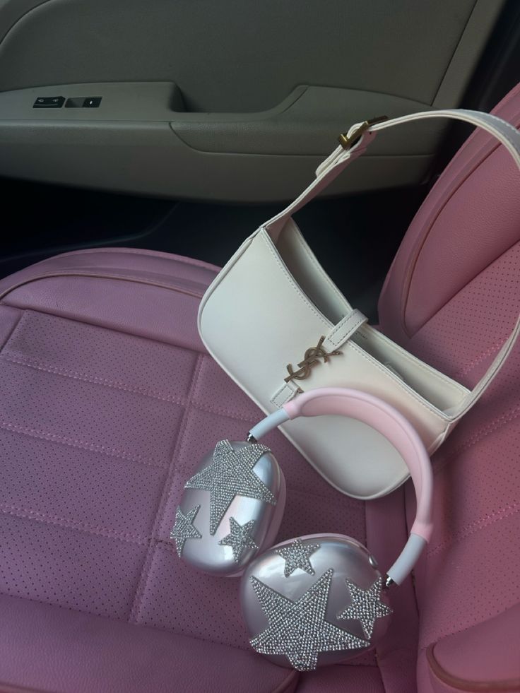 airpod max case stars pink airpod max case ysl shoulder bag pink car seats aesthetic Airpod Pro Max Aesthetic, Pink Airpod Max Aesthetic, Air Pod Max Aesthetic, Airpod Max Aesthetic, Junky Cases, Airpod Maxes, Airpods Aesthetic, Airpod Max Case, Headphone Decoration