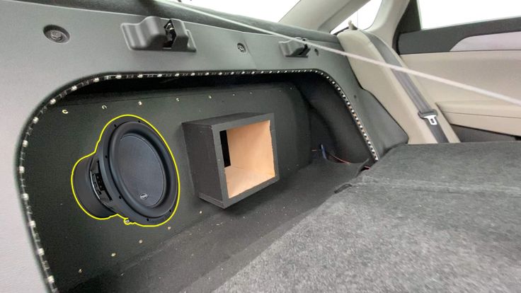 the sub box in the back of a car