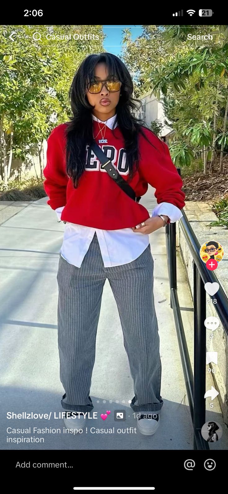 Pakaian Hipster, Cute Professional Outfits, Tomboy Outfits, Tomboy Style Outfits, Streetwear Fashion Women, Red Sweater, Mode Inspo, Cute Everyday Outfits