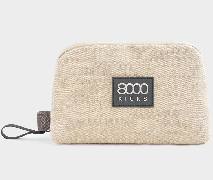 Both a necessaire and a tech pouch at the same time. It has 5 pockets inside plus a central zipper to store all your small pieces. It is made of the same waterproof hemp and it also includes a waterproof zipper. Waterproof (PFC free) Durable hemp fabric 100% Hemp Adjustable Beige Zipper Pouch For On-the-go, Functional Beige Pouch For Everyday, Daily Use Beige Pouch With Zipper Pocket, Functional Beige Pouch, Eco-friendly Beige Pouch For Daily Use, Eco-friendly Daily Use Beige Pouch, Functional Beige Bag With Zipper Pouch, Functional Beige Travel Pouch, Eco-friendly Travel Cosmetic Bag With Zipper