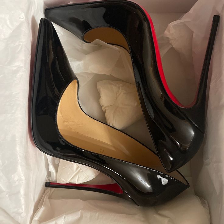 Size 9 , Black Never Been Worn Red Bottoms. Receipt In Box. Luis Vuitton Shoes Heels Christian Louboutin Red Bottoms, Black Heels Red Bottoms, Red Bottom Heels Christian Louboutin, Red Sole Heels, Louboutin Red Bottoms, Girly Heels, Red Bottom Heels, Mud Water, Taupe Heels