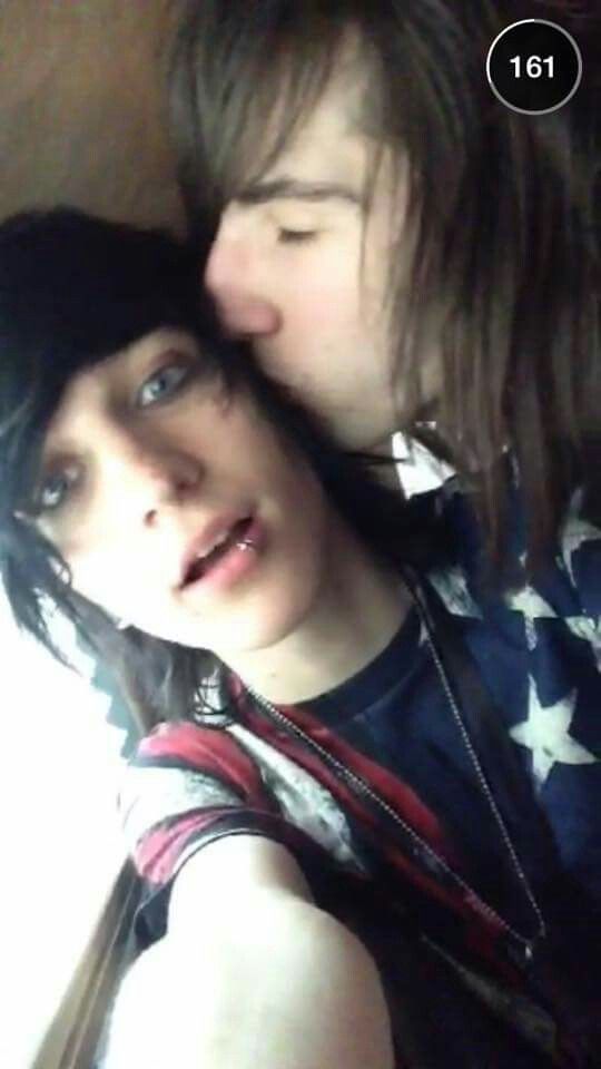 Johnnie and Jordan My Digital Escape, Hair Jordan, Jordan Sweeto, Bryan Stars, Emo Couples, Shannon Taylor, Emo People, Alternative Subcultures, Miranda Sings