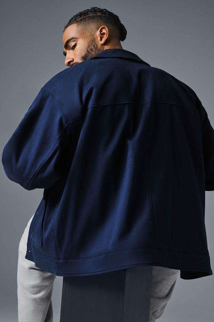 Made from a softly structured cotton blend, the One Up Jacket has a cool, utility-style look. It’s baggy and boxy in the best way (size down if you prefer a closer fit) with a point collar, matte buttons and oversized flap pockets. Navy Functional Outerwear For Streetwear, Blue Oversized Utility Jacket, Oversized Blue Sports Outerwear, Navy Sportswear Outerwear With Pockets, Oversized Blue Solid Outerwear, Yoga Jacket, Utility Style, Navy Jacket, Woman Back