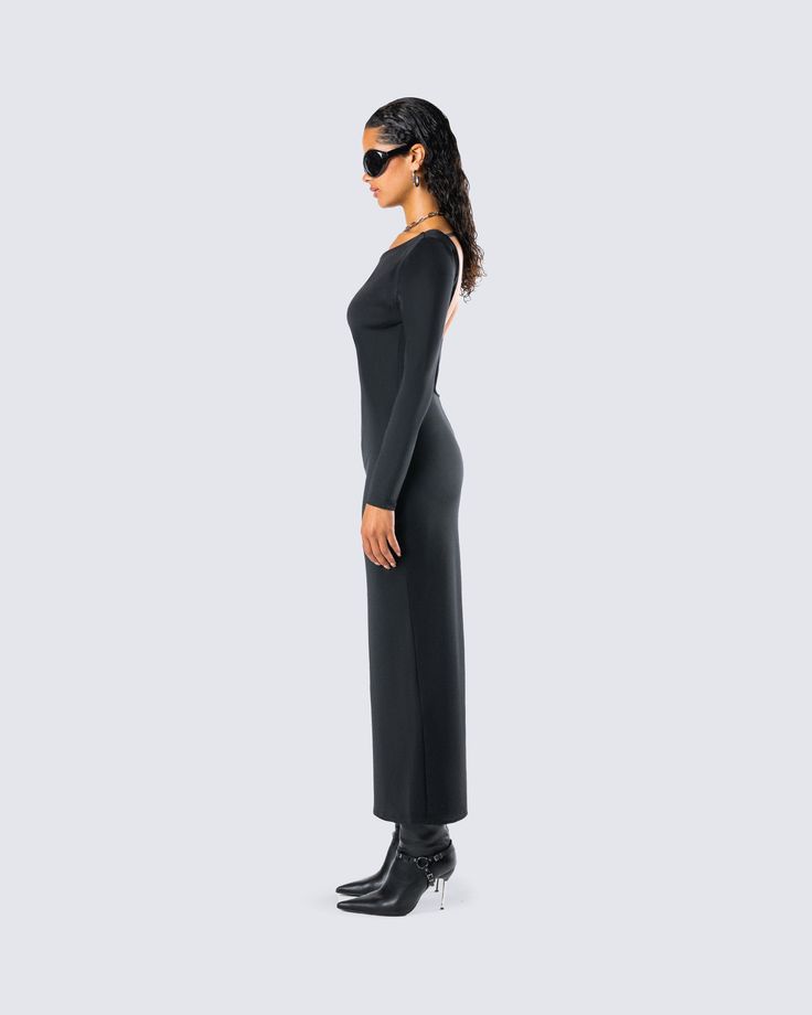 The epitome of business in the front, party in the back �😌 With a boat neckline and low open back, this black backless maxi dress made from stretch jersey fabric is a sexy yet timeless look that is perfect for all occasions 🖤 Backless Maxi Dress, Backless Maxi Dresses, Cargo Pant, Boat Neckline, Dress Backs, Shoe Collection, Jersey Fabric, Dress Making, Jumpsuit Dress