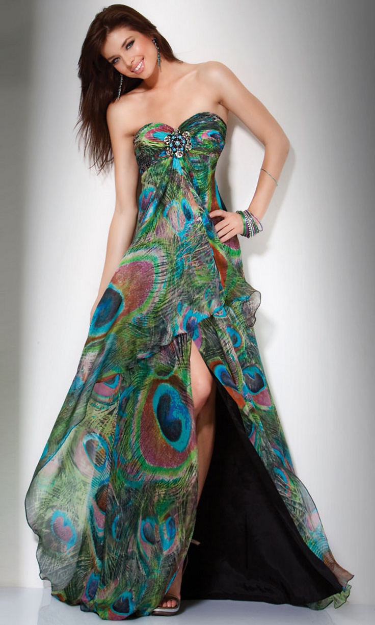 It's either tacky or perfect. I really can't tell. Peacock Wedding Dresses, Peacock Prom Dress, Peacock Fashion, Peacock Feather Dress, Printed Prom Dresses, Peacock Dress, Prom Dresses Jovani, Peacock Print, Prom Dress Styles