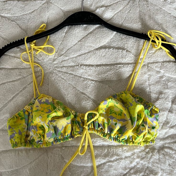 Brand New Never Worn. Adjustable Band Tieable Straps Yellow Beachwear Tops For Vacation, Yellow Triangle Top For Spring, Yellow Floral Print Top For Beach Season, Yellow Triangle Top For Vacation, Neon Yellow Beach Tops For Spring, Yellow Triangle Top For Summer, Yellow Beachwear Top For Day Out, Yellow Triangle Summer Top, Yellow Triangle Top For Beach