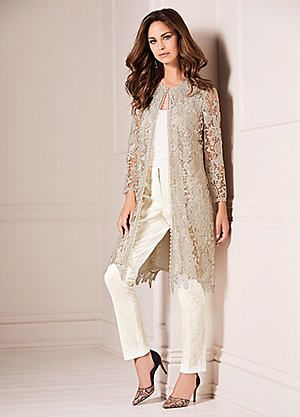 Wedding Trouser Suits, Mother Of The Bride Trouser Suits, Mother Of The Bride Suits, Bride Suit, Below The Knee Dresses, Mother Of Bride Outfits, Wear To Work Dress, Mode Abaya, Mother Of Groom Dresses