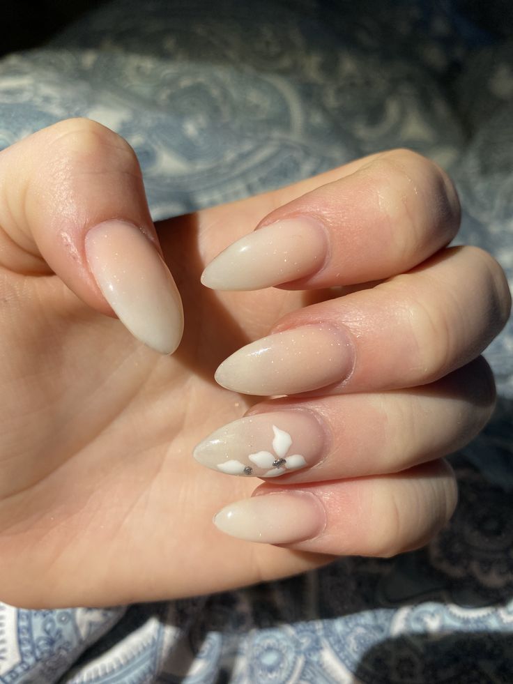 Pink To White Nails, Pink Ombre, Ring Finger, White Flower, White Nails, White Flowers, Nails, Ring, Silver