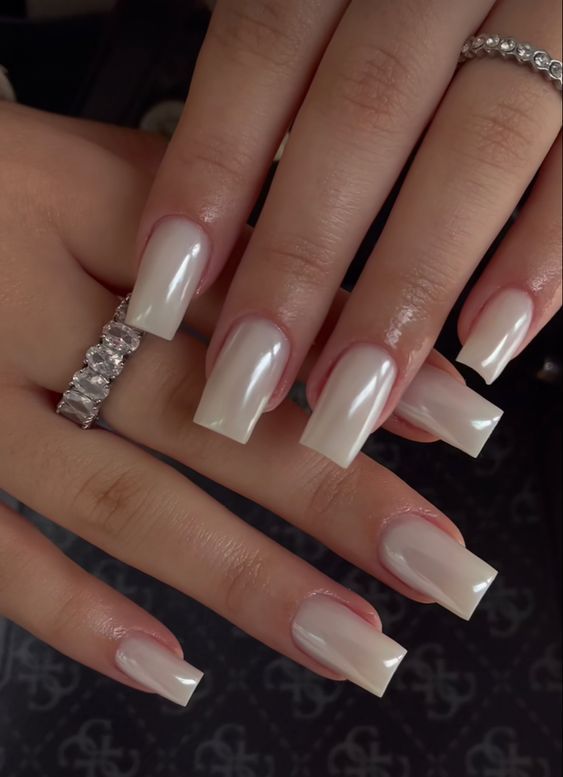 White Chrome Nails, Simple Acrylic Nails, Classy Acrylic Nails, Pearl Nails, Square Acrylic Nails, Classy Nails, Fire Nails, Chic Nails, Nails Done