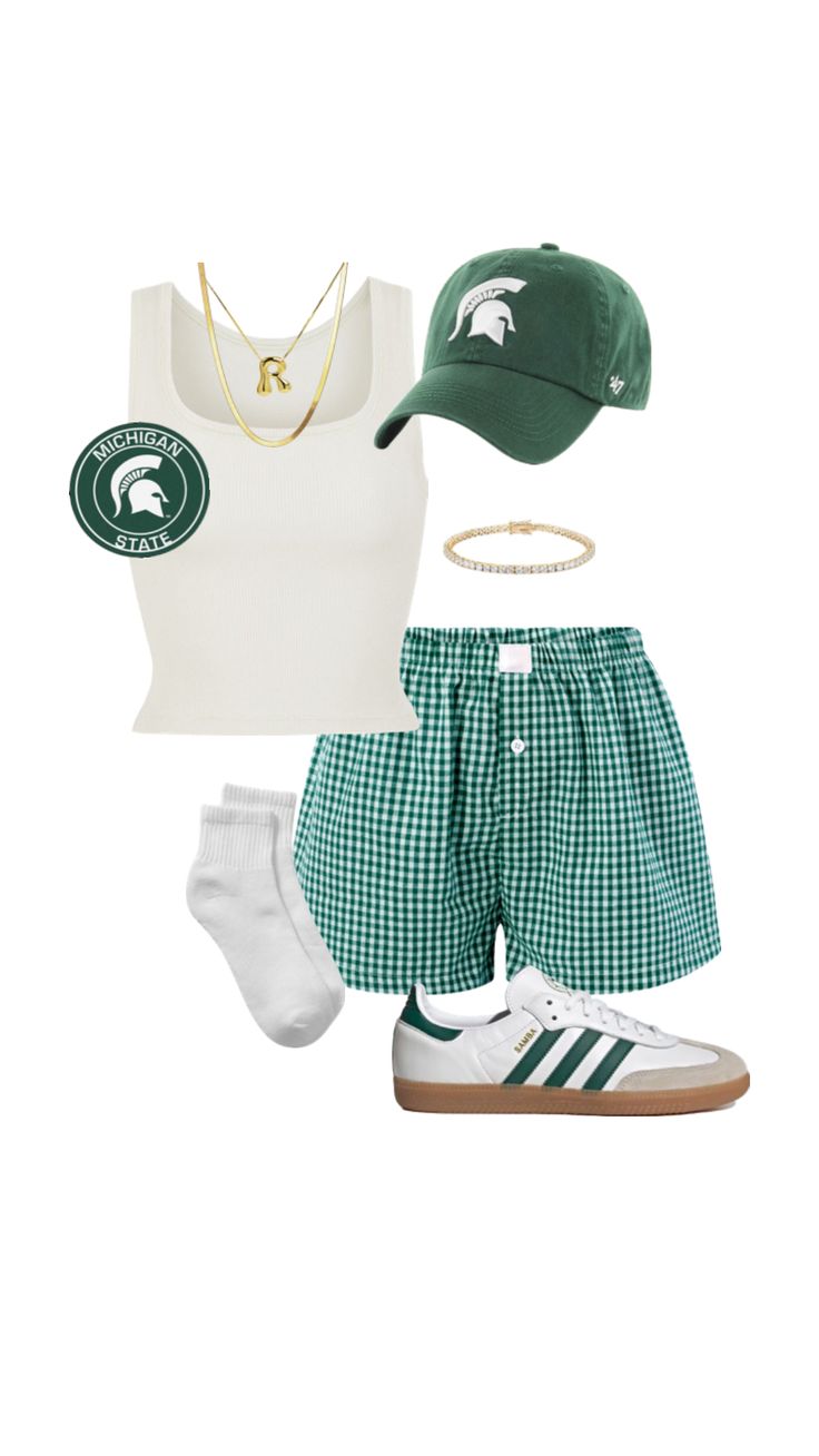 michigan state university gameday outfit inspo💚🤍 Msu Outfit, Football Tailgate Outfit, College Gameday Outfits, Tailgate Outfit, University Outfit, College Game Days, Football Game Outfit, College Fits, Europe Outfits