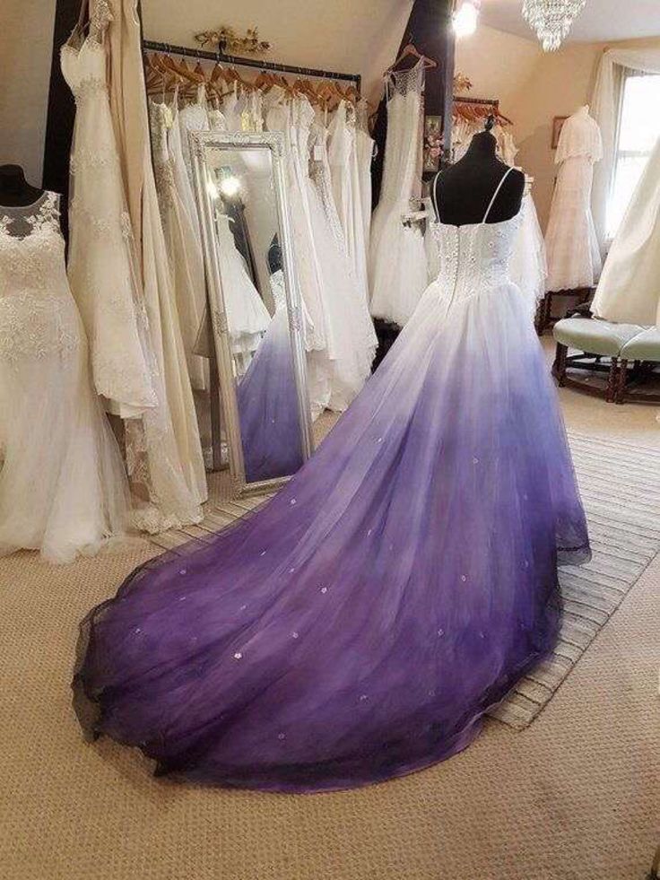 Purple Ombre Wedding Dress, Purple Ombre Wedding, Wedding Ideas Purple, Dye Wedding Dress, Ombre Wedding Dress, Vintage Wedding Ideas, Purple Wedding Dress, Ombre Wedding, Cute Prom Dresses