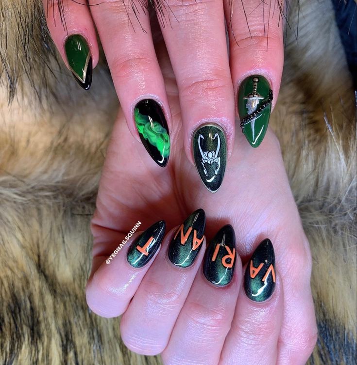 Loki Nail Art Designs, Loki Nails, Marvel Nails, Ideas Uñas, Tools Drawing, Loki Avengers, Cute Simple Nails, Marvel Images, Art Tools Drawing