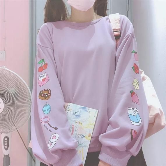 "Kawaii" | Which of these 13 aesthetics is yours? - Quiz Harajuku Fashion Street, Purple Outfits, Kawaii Fashion Outfits, Cute Aesthetic, Kawaii Clothes, Harajuku Fashion, Kawaii Fashion, Japanese Fashion, Sweater Sleeves