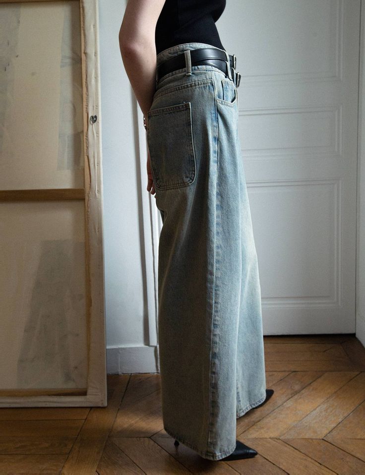 Dirty denim wash wide leg jeans with double belted waist .FINAL SALE 100% cottonDouble belt loop waist Does not come with beltsSize XS waist 25"/ hips 35"Size S waist 27"/ hips 37"Size M waist 29"/ hips 39"Length 42.5"Model is wearing a size small ; her usual sizeImported Denim Blue Bottoms With Belt, Casual High-waist Belted Jeans, Casual High Waist Belted Jeans, Trendy Medium Wash Belted Bottoms, Trendy Belted Medium Wash Bottoms, Trendy Belted Bottoms In Medium Wash, High Waist Denim Bottoms With Belt, Belted High Waist Dark Wash Bottoms, Belted Denim Blue Bottoms