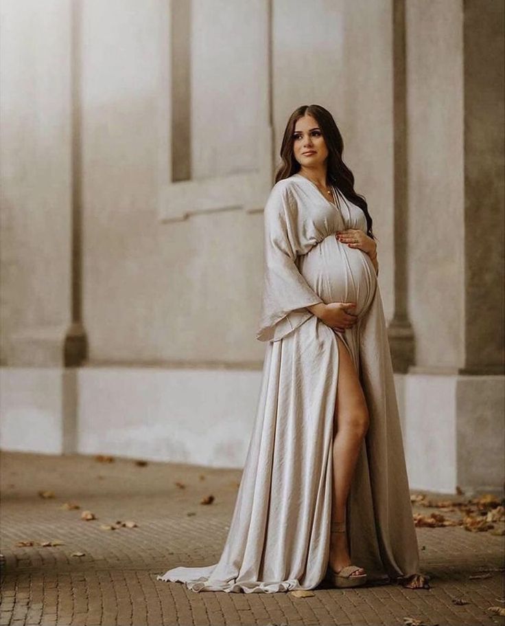 Maternity Shoot Photo Ideas, Maternity Dresses For Photoshoot, Kaftan Style, Latest Fashion Dresses, Full Circle Skirt, Traje Casual, Photoshoot Dress, Boho Style Dresses, Dress Stores Online