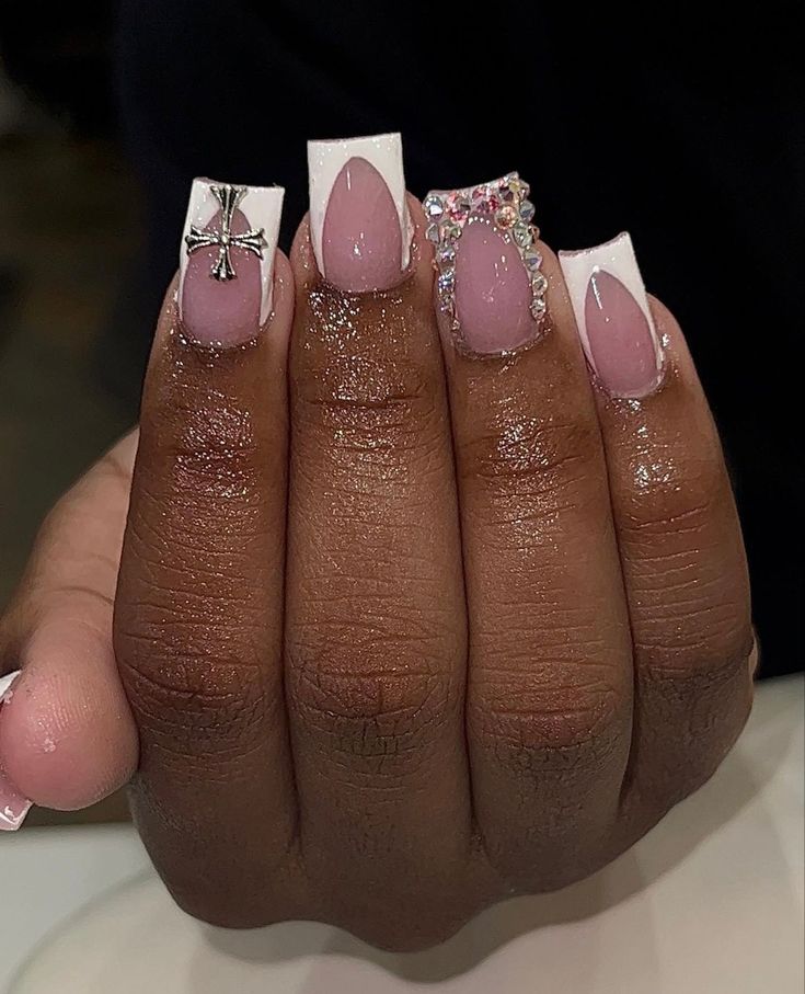 Capricorn Nails Acrylic Short, Scorpio Acrylic Nails, Bad And Boujee Nails Short, Taurus Nails Designs, Taurus Nails, Short Pink Nails, Wanna Recreate, Imvu Outfits, French Tip Nail Designs