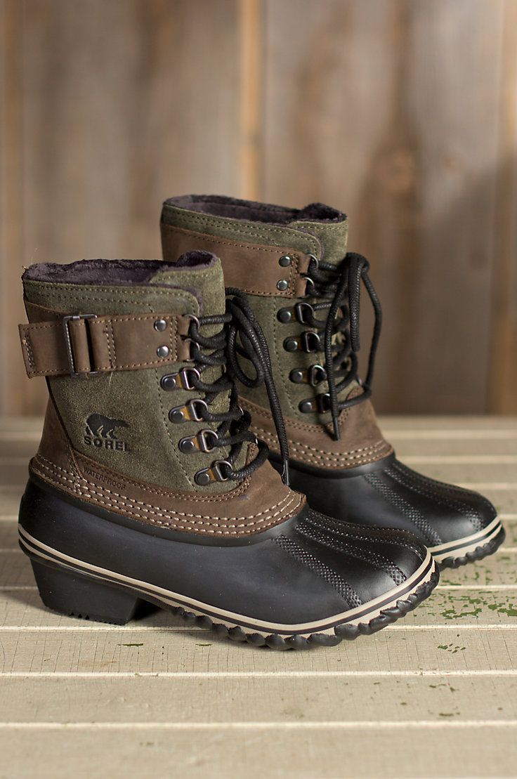 Women's Sorel Winter Fancy Waterproof Suede Boots by Overland Sheepskin Co. (style 50521) So looòve these!!! Waterproof Suede Boots, How To Have Style, Yoga Iyengar, Boating Outfit, Sorel Boots, Sorel Winter, Vinyasa Yoga, Sorel Womens, Duck Boots