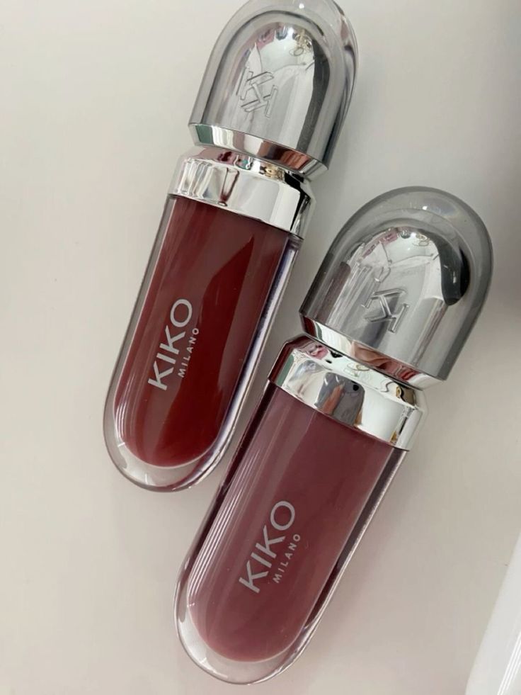 Kiko Lipgloss, Beauty Aesthetic, Smink Inspiration, Makeup Aesthetic, Makeup Needs, Fancy Makeup, Kiko Milano, Lip Glosses, Makeup Items