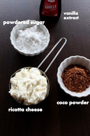 ingredients to make vanilla ice cream on a table