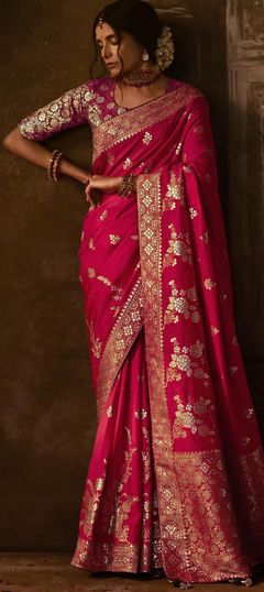 Pink and Majenta color Saree in Dolla Silk, Silk fabric with Printed, Weaving, Zari work Dola Silk Saree, Wedding Sarees Online, Ritu Kumar, Designer Silk Sarees, Embroidered Saree, Half Sleeve Blouse, Red Saree, Art Silk Sarees, Satin Color