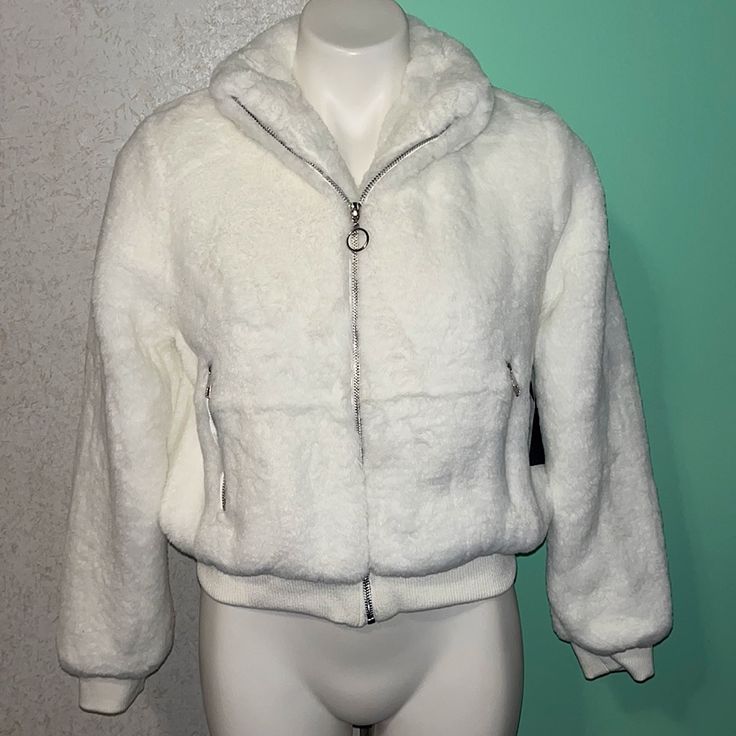 No Flaws! Brand New! Trendy Winter White Outerwear With Faux Fur Lining, White Casual Outerwear With Faux Fur Trim, Casual White Outerwear With Faux Fur Trim, Chic White Outerwear With Zipper Closure, Trendy White Outerwear With Faux Fur Lining, Fashion Nova Jackets, White Faux Fur, Bomber Jackets, Battlefield