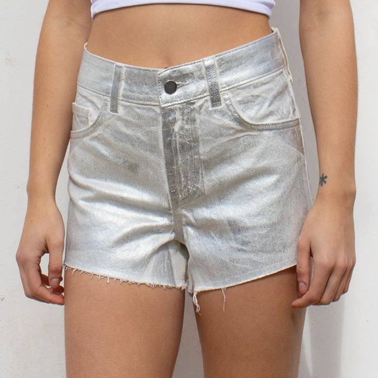 New With Tags Summer Fitted Metallic Bottoms, Fitted Metallic Short Bottoms, Fitted Metallic Shorts For Summer, Chic Metallic Shorts For Spring, Metallic High-waisted Shorts For Summer, High-waist Metallic Bottoms For Spring, Casual Metallic Shorts, Metallic Short Bottoms For Summer, Casual Metallic Shorts For Spring