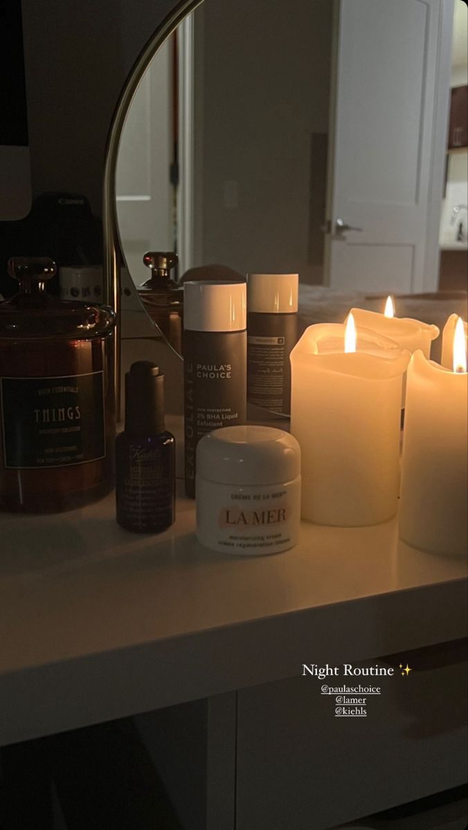 instagram | _perle.ny Skincare Aesthetic Night, Night Skin Care Routine Aesthetic, Girly Pop, Candle Night, Night Skin Care Routine, Paulas Choice, Aesthetic Women, Night Routine, Night Aesthetic