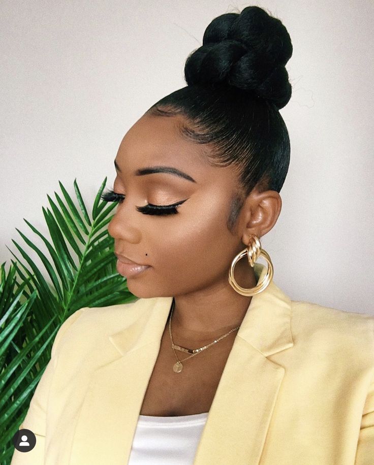 Sleek Buns, Natural Hair Ponytail, Braided Top Knots, Black Hair Updo Hairstyles, Curly Bun Hairstyles, Natural Hair Bun Styles, Curly Bun, Sleek Ponytail Hairstyles, Black Ponytail Hairstyles