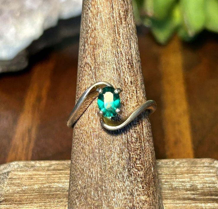 Espo 14k GE Ring Emerald Green Stone Vintage Retro Jewelry Gift  | eBay Adjustable Vintage Green Rings, Vintage Green Open Ring Jewelry, Vintage Green Jewelry With Large Stone, Vintage Green Rectangular Jewelry, Vintage Jade Jewelry Hand-strung, Emerald Green Stone, Antique Jewelry Rings, Ring Emerald, Retro Jewelry