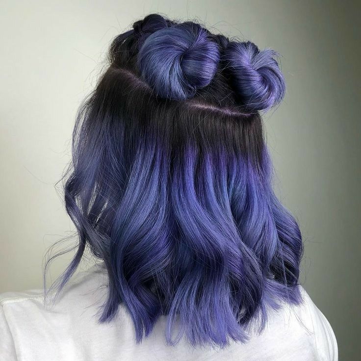 Hair Colour Design, Cute Hair Colors, Hair Color Streaks, Black Hair With Highlights, Hair Streaks, Lavender Hair, Hair Color Purple, Pretty Hair Color, Peinados Fáciles Para Cabello Corto