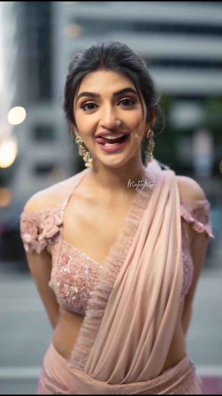 Sri Leela, Sree Leela, Maha Shivaratri, Old Lady Costume, Vijay Devarakonda, Lady Antebellum, Hot Dresses Tight, Allu Arjun, Women Dresses Classy