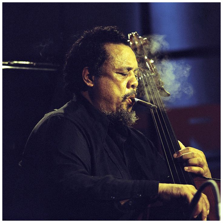 Charles Mingus Photo David Redfern 1975 Montreux Jazz Festival, Charles Mingus, Thelonious Monk, Free Jazz, The Soloist, Duke Ellington, Jazz Artists, Musica Rock, Miles Davis