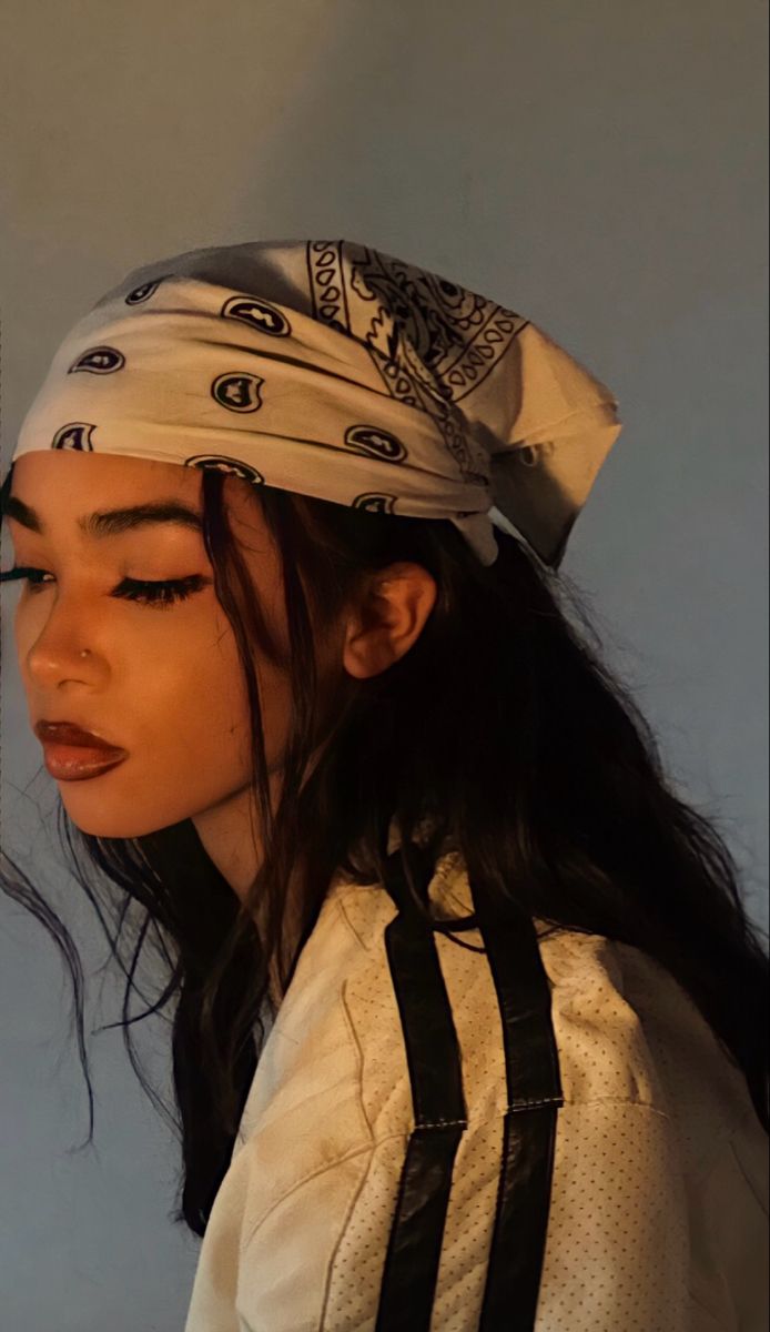 Hip Hop Bandana Hairstyles, Baddie Bandana Hairstyles, Hairstyles For Long Hair Bandana, Low Bun With Bandana, Summer Outfits With Bandanas, Long Hair Tomboy Hairstyles, Cute Hairstyles For Traditional Wear, Hairstyles W Bandanas, Tie A Bandana In Your Hair