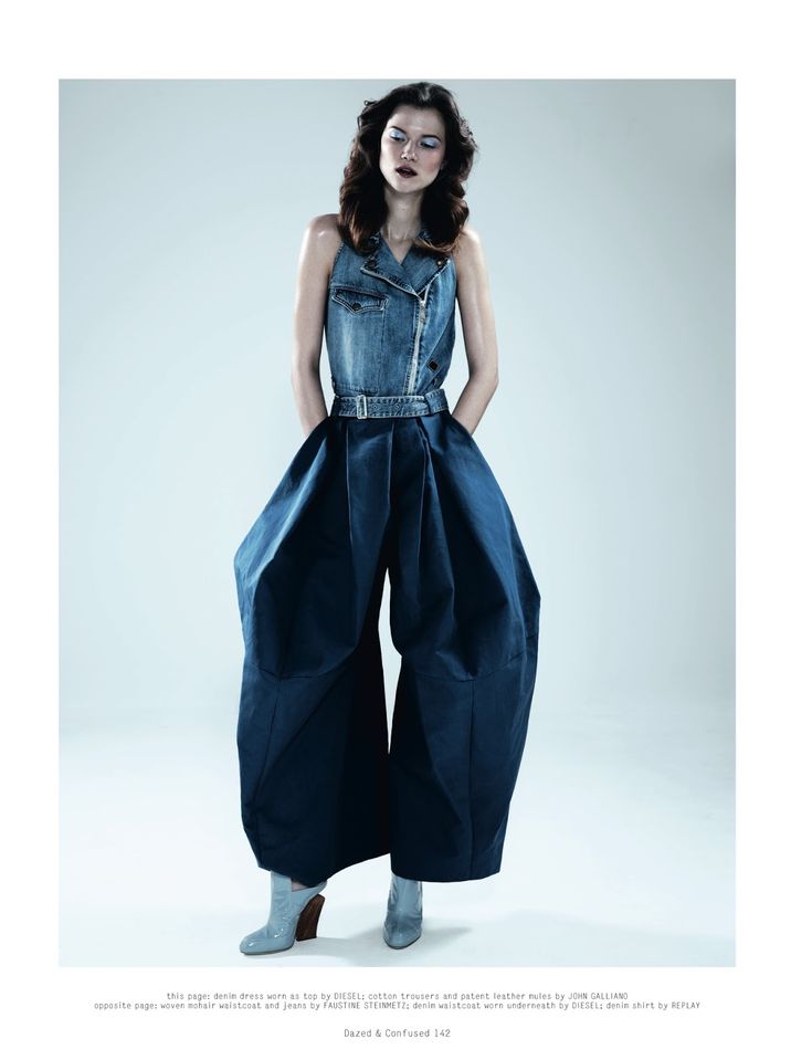 true blue: kasia struss by josh olins for dazed & confused Kasia Struss, Dazed Confused, Balloon Pants, Denim Inspiration, Denim Projects, Mode Jeans, All Jeans, Denim Day, Current Fashion