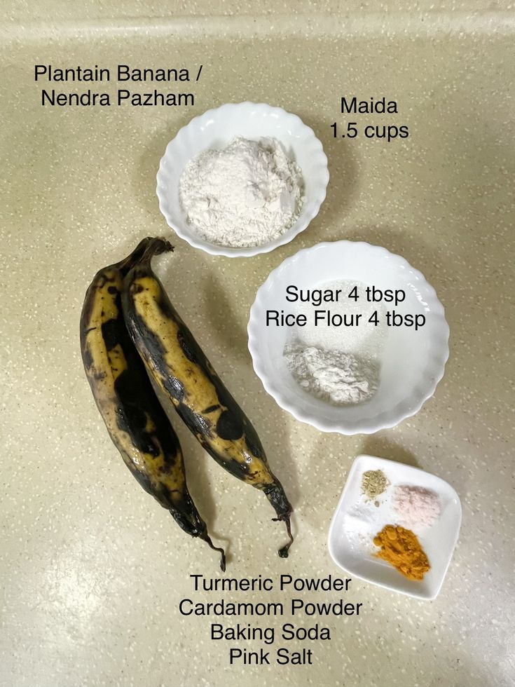 the ingredients needed to make this recipe include bananas, sugar, flour, turment powder and baking soda