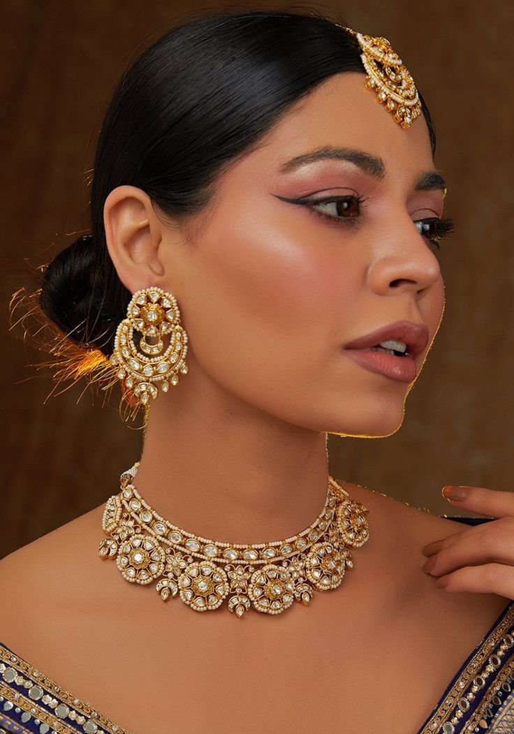 Kundan Chandbali Necklace Set Zevar by Geeta - Fabilicious Fashion Pearl Indian Necklace, Chandbali Necklace, Kundan Chandbali, Indian Theme, Diamond Pendent, Fabric Pouch, Chandbali Earrings, Perfume Store, Traditional Diamond