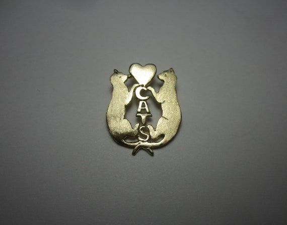 Cat Lover Pendant Heart Cats Vintage 14k Gold Jewelry | Etsy Chardon Ohio, Heart Cats, Numismatic Coins, Word Cat, Pendant Heart, Two Cats, Trading Post, Cat Pendants, Vintage Pendant