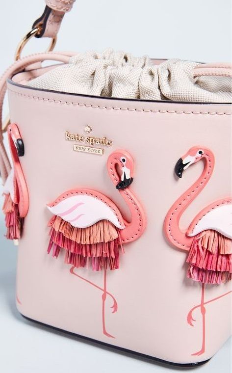 Kate Spade Flamingo, Flamingo Fashion, Flamingo Bag, Flamingo Decor, Flamingo Art, Pink Bird, Pink Flamingo, Cute Bags, Pink Flamingos